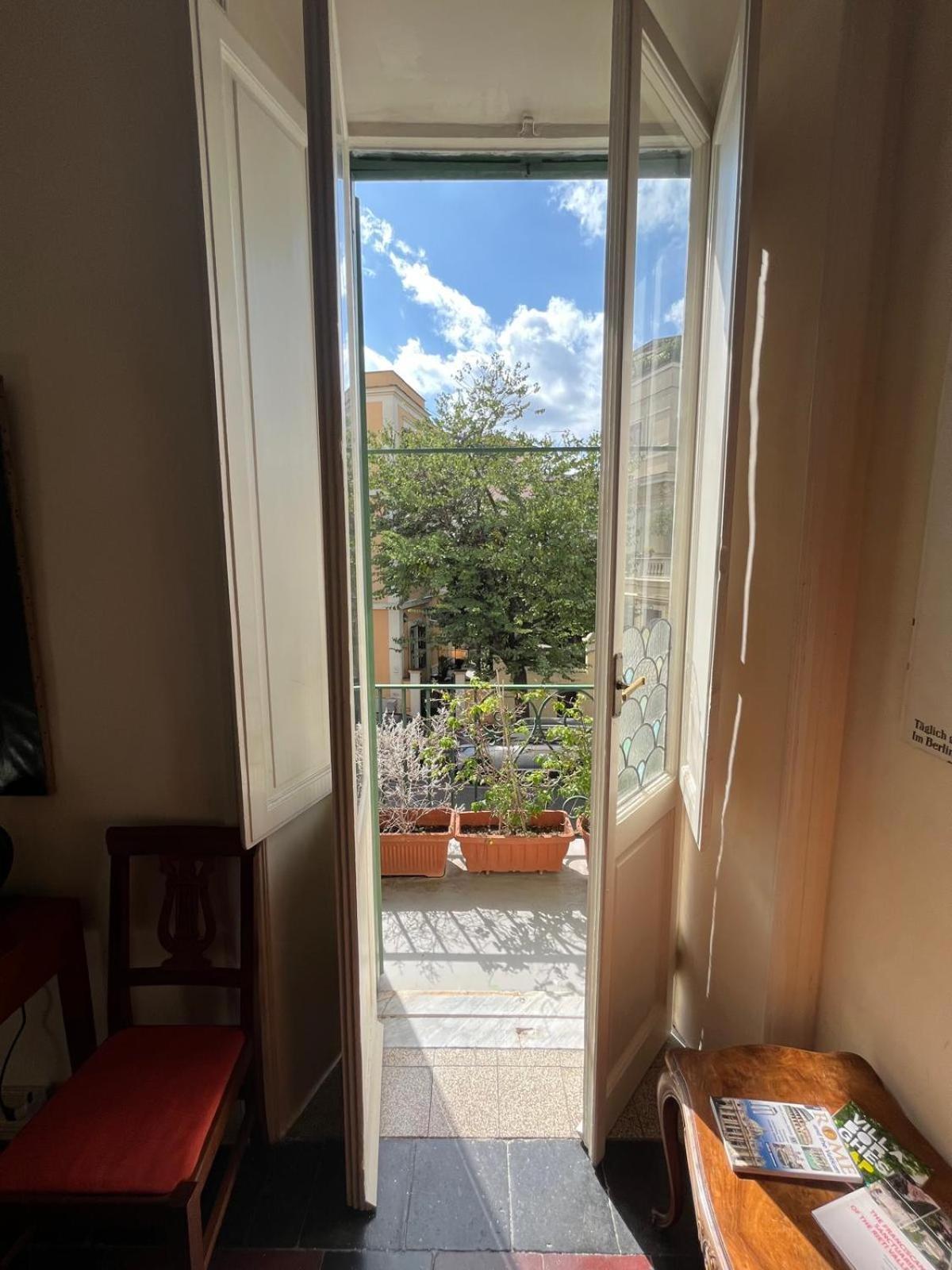 Bed & Breakfast Da Monica Rome Exterior photo
